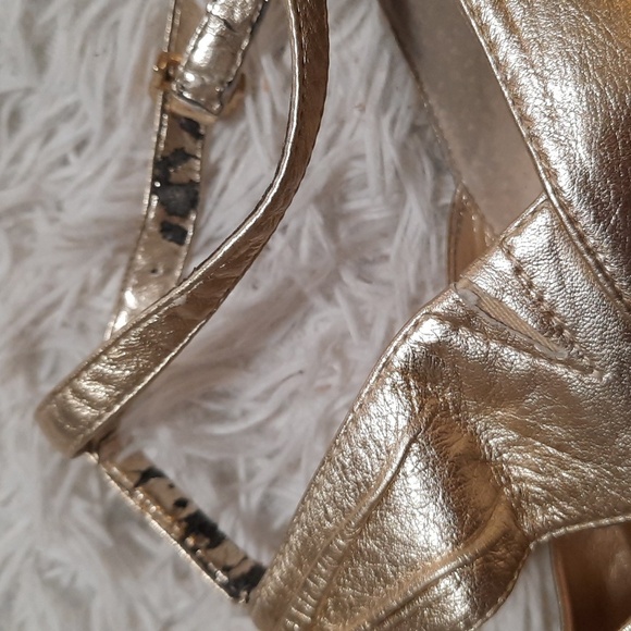 Vince Camuto Shoes - Picture 8 of 11